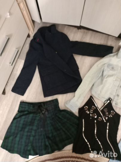 Пакетом фирменые женские вещи