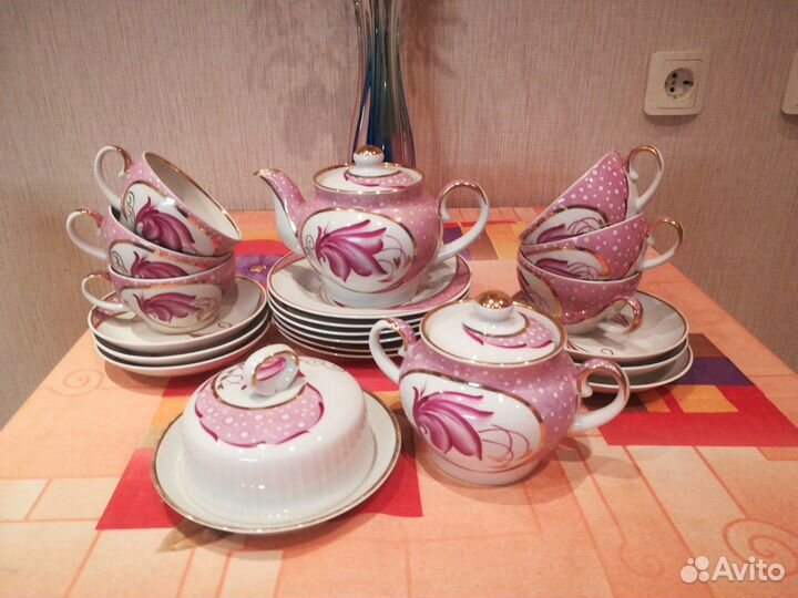 Продам сервиз времен СССР