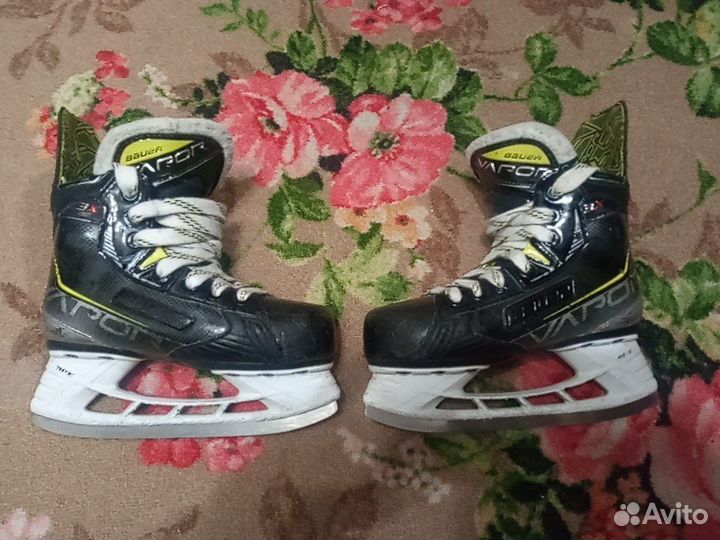 Хоккейные детские коньки Bauer 3X, размере 13,5 D