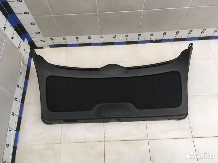 Обшивка двери багажника Legacy Outback (B13) 2003