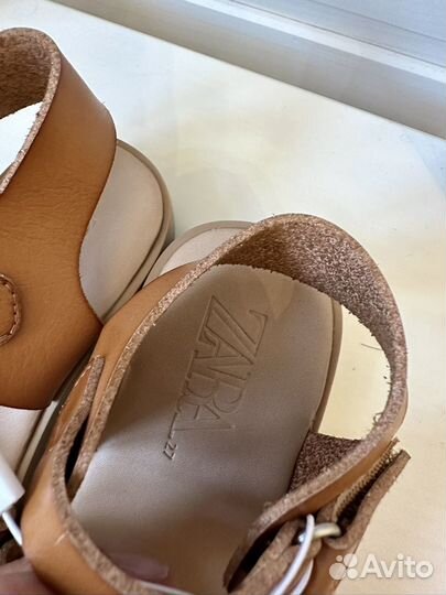 Сандалии zara для девочки 27 28