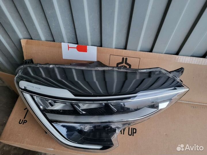 Renault arkana фара правая led