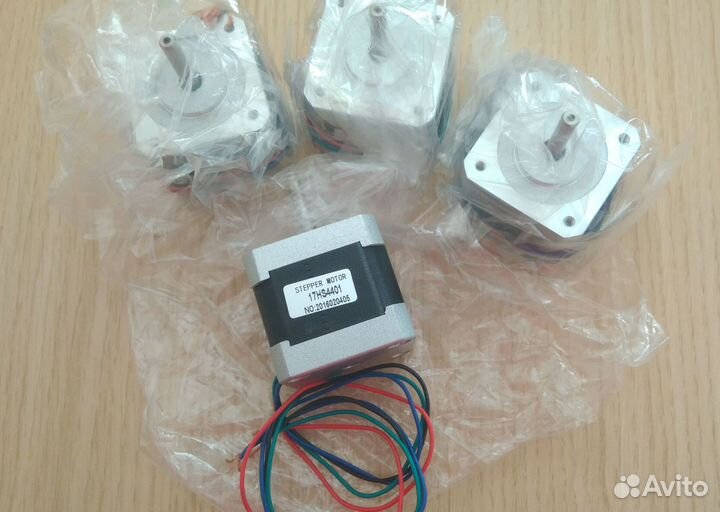 Шаговые двигатели Nema17