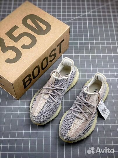 Adidas Yeezy Boost 350 V2 Ash Pearl