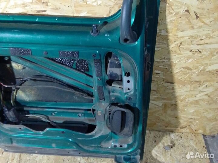 Дверь левый боковой сдвижной Renault Kangoo