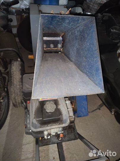 Измельчитель веток, садовый, бензиновый