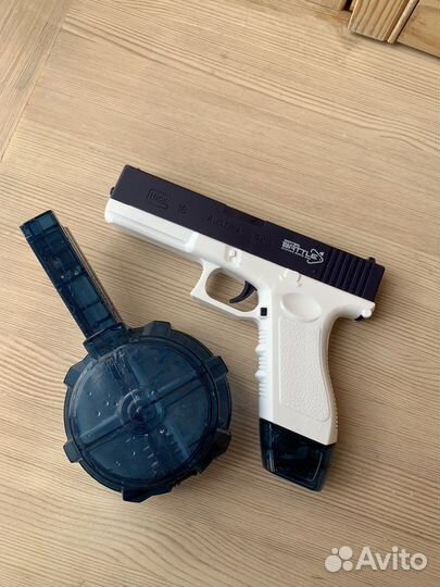 Пистолет водяной глок электрический