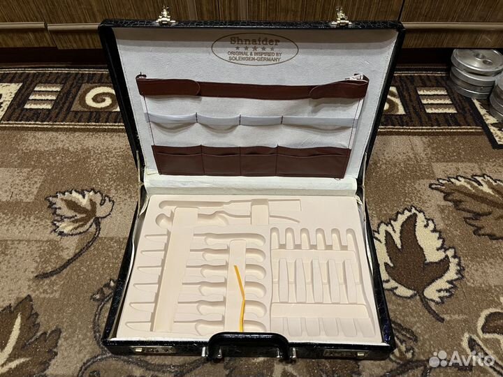 Дипломат с кодовым замком