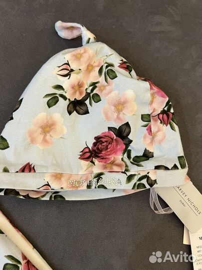 Monnalisa новые шапка и шарф