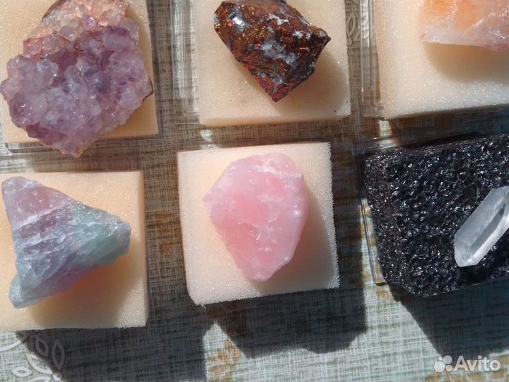 Камни и минералы