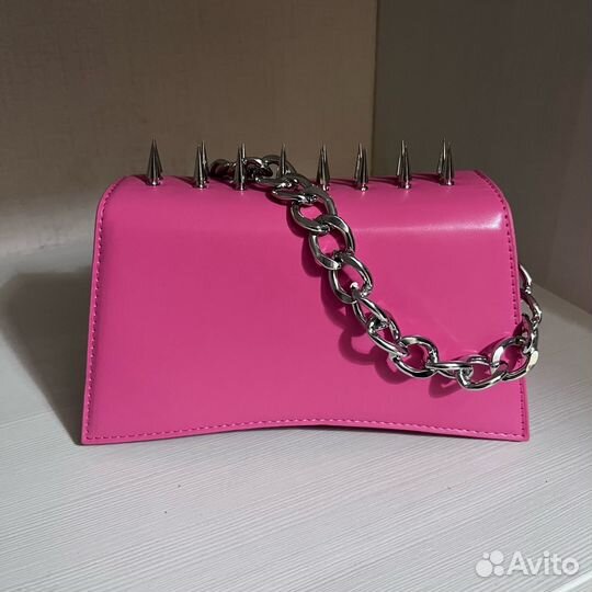 Сумка с шипами