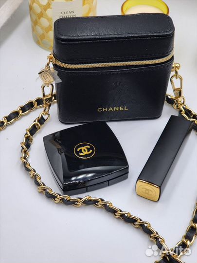 Сумка косметичка chanel с набором косметики