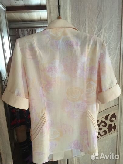 Летний женский костюм с брюками.Размер 50-52