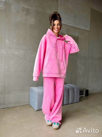 Костюм женский Gap