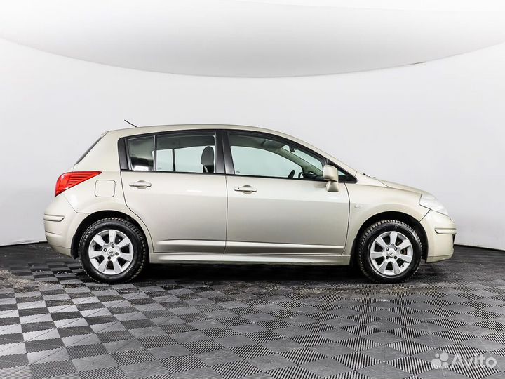 Nissan Tiida 1.6 AT, 2012, 68 705 км