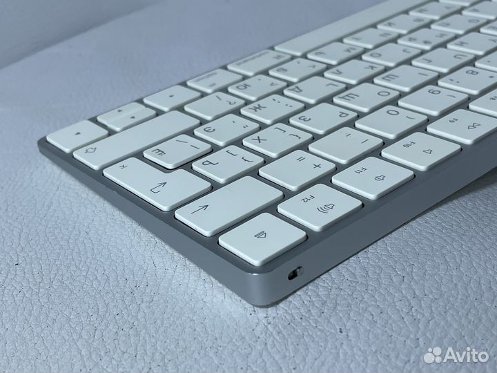 Клавиатура Apple Magic Keyboard 2 полностью рабоча