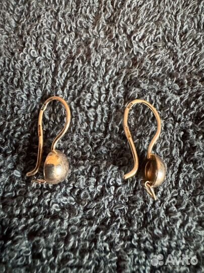 Золотые серьги