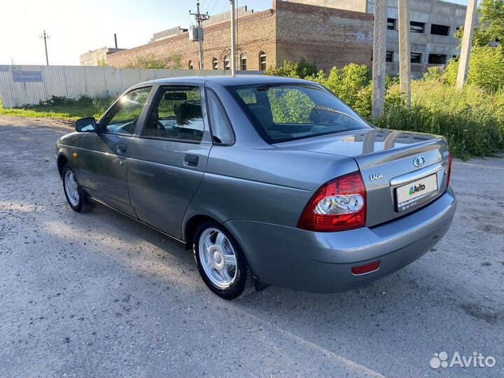 LADA Priora 1.6 МТ, 2009, 106 000 км