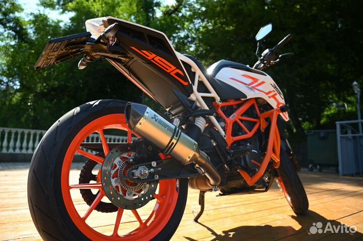 KTM 390 Duke
