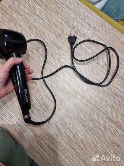 Стайлер для завивки волос