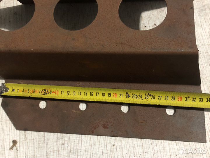 Кронштейн передней стенки самосвала