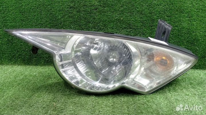 Фара Ssangyong Actyon Левая