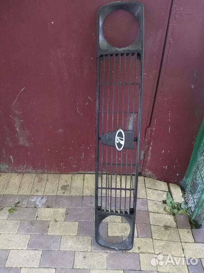 Решетка радиатора нива