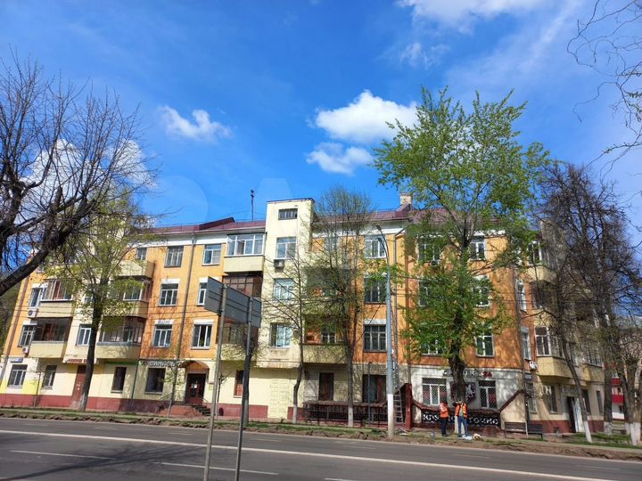 Комната 14 м² в 3-к., 4/4 эт.