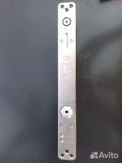 Дверной доводчик dorma