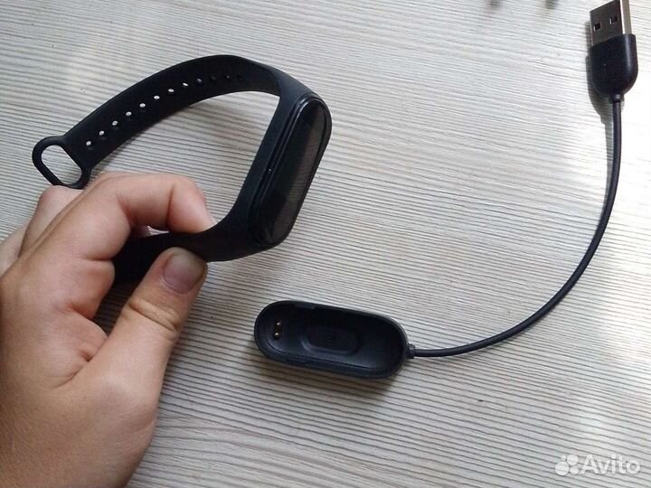 Фитнес браслет xiaomi mi band 4