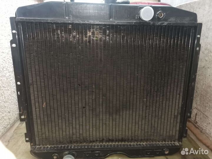 Радиатор на газ 3307