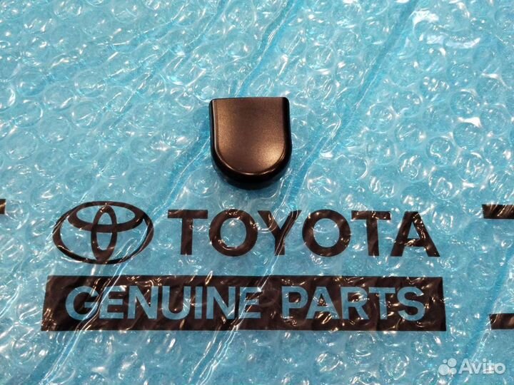 Колпачок (заглушка) дворника Тойота