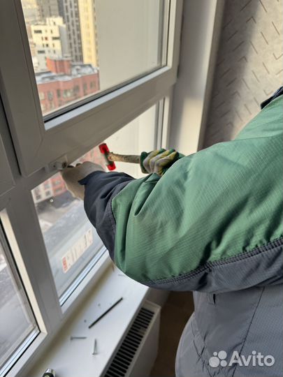 Ремонт пластиковых окон.дверей.Дерево. Стеклопакет