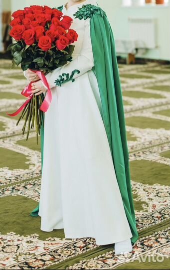 Платье длинное на никах 44 размер