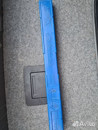 Знак аварийный BMW