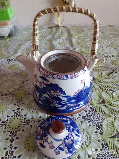 Чайник заварочный новый фарфоровый