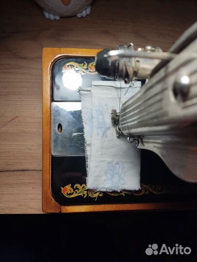 Швейная машина Подольск ручная