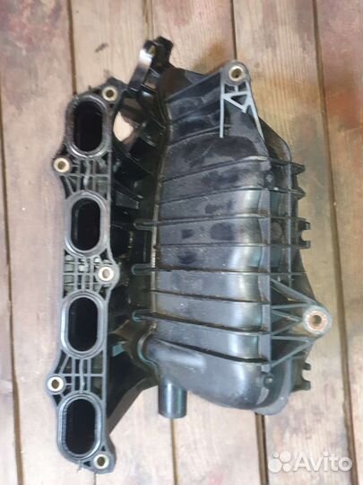 Коллектор впускной Toyota Alphard