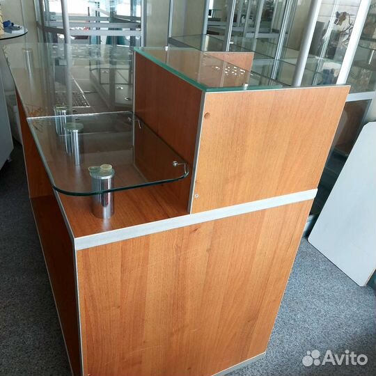 Прилавок и накопитель для упаковки