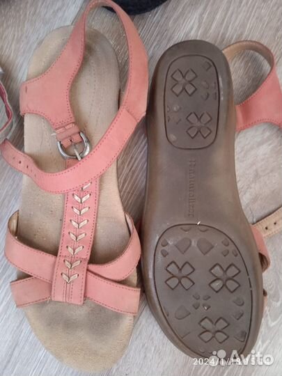 Обувь женская 38 размер