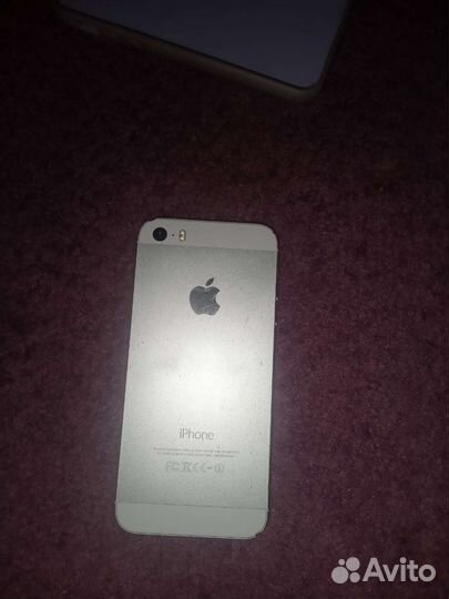 Телефон iPhone 5s