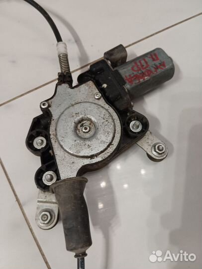 Стеклоподъёмник передний правый Fiat Albea