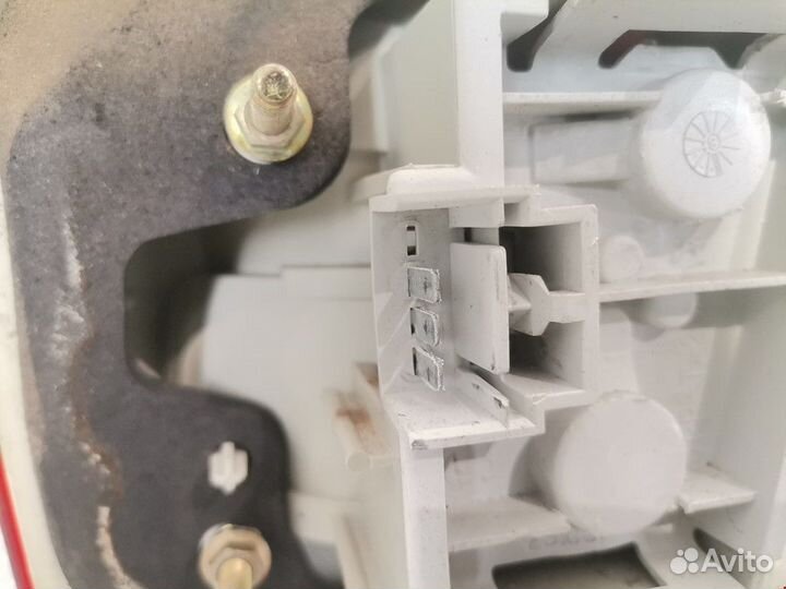 Фонарь крышки багажника левый Lancia Kappa 1998