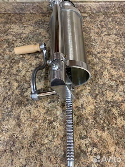 Шприц колбасный