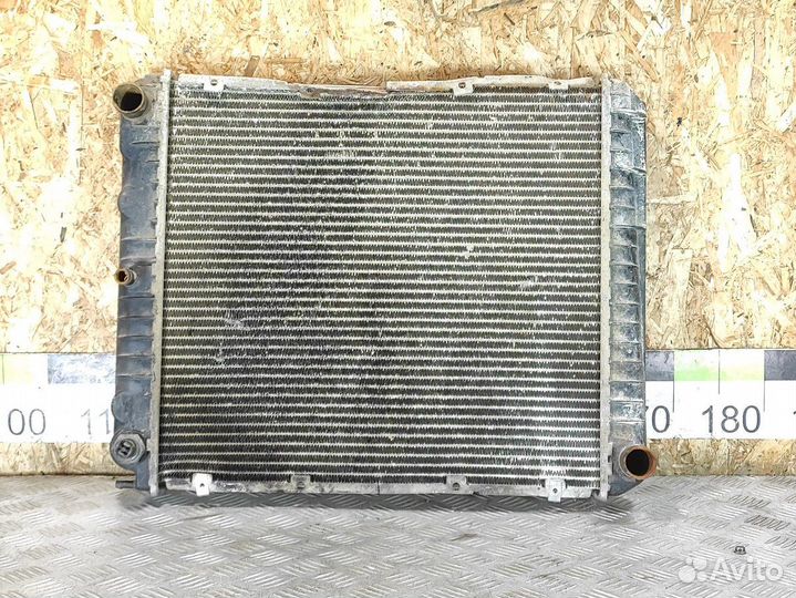 Радиатор основной Volvo 700 series 1984-1990
