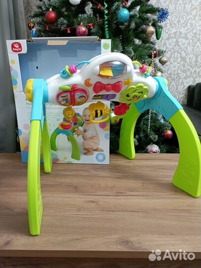 Развивающий центр BabyGo Детский турничок