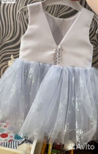 Платье нарядное (снежинки) 86 размер