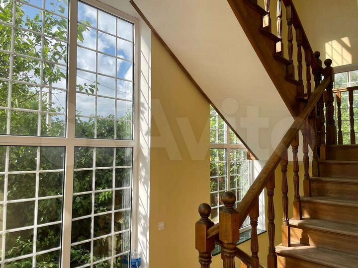 Дом 250 м² на участке 10 сот.