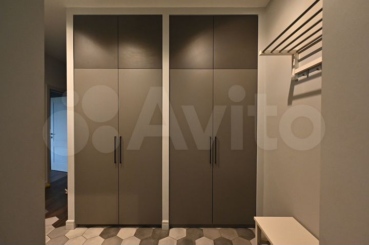 2-к. квартира, 74,3 м², 5/9 эт.