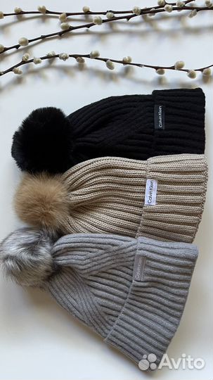 Шапка женская вязаная Calvin Klein череая бежева